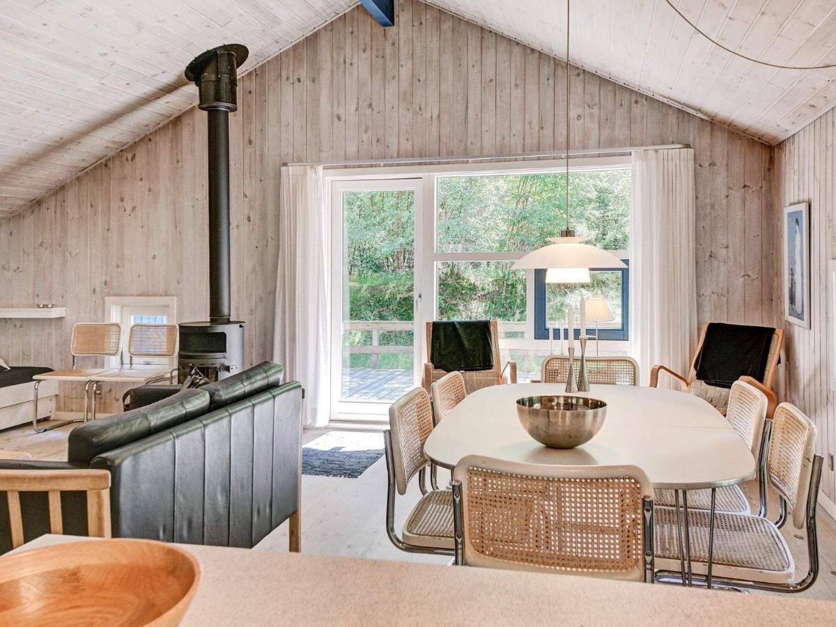 8 Person Holiday Home In Nex Vester Somarken Eksteriør billede